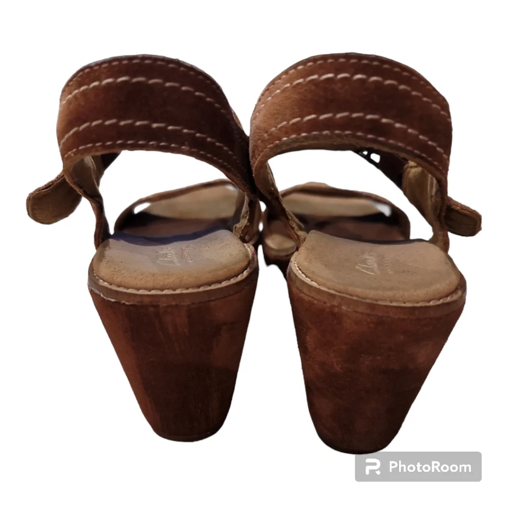Clarks Ainsley Orchid 8.5M suede platform wedge adjustable ankle strap